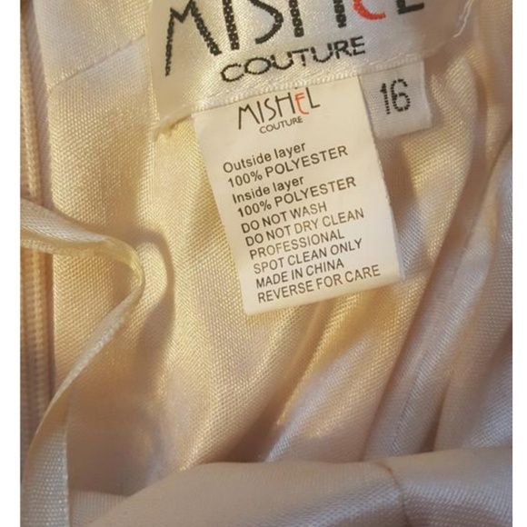 Dress - Picture 6 of 6